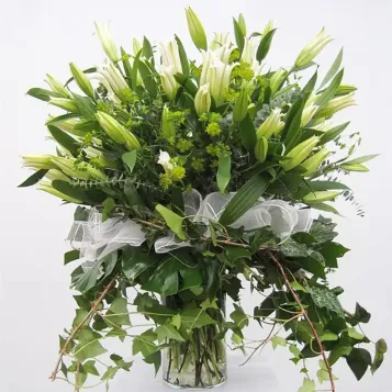 Compra Preciós gerro de lilium oriental a Barcelona | Centres de Flors