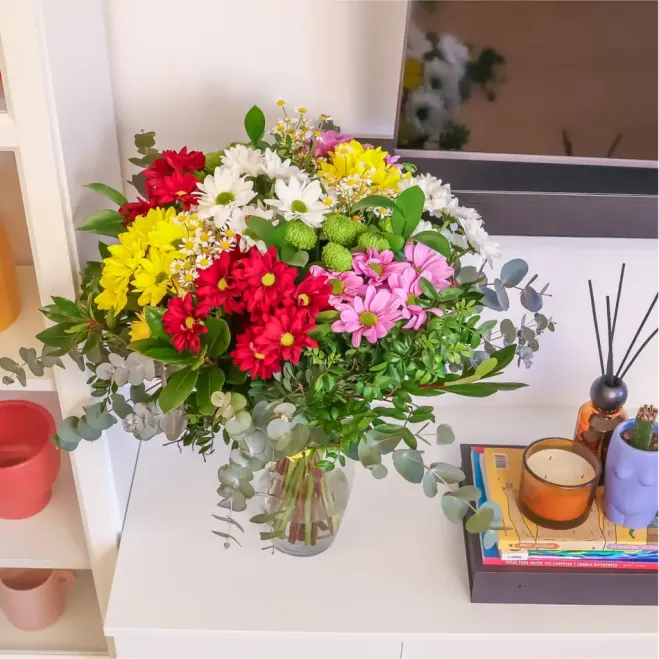 Comprar Ramo margaritas Primavera Fresca en Barcelona | FLORES DÍA DE LA MADRE