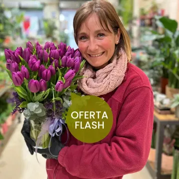 Comprar Jarrón 51 tulipanes en Barcelona | Centros de flores