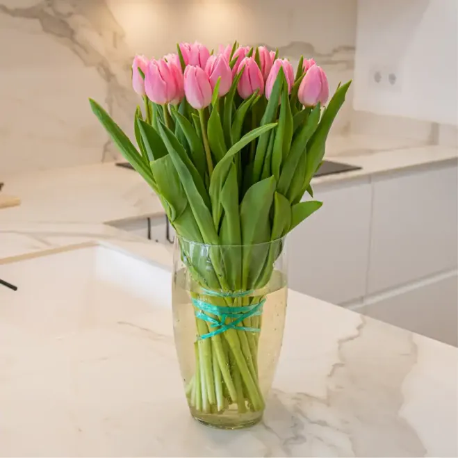 Comprar Ram de 30 tulipans roses deluxe a Barcelona | Flors