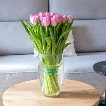 Comprar Ramo 30 tulipanes rosas deluxe en Barcelona | Flores