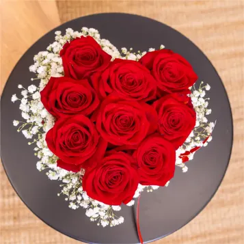 Comprar Caixa cor de 9 roses vermelles a Barcelona | FLORS SANT VALENTI