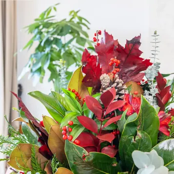 Comprar Jarrón Navidad Natural en Barcelona | Ramos y centros de flores de Navidad