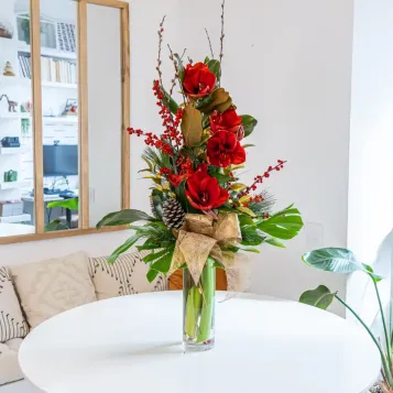 Comprar Jarrón navideño Elegancia Radiante en Barcelona | Ramos y centros de flores de Navidad