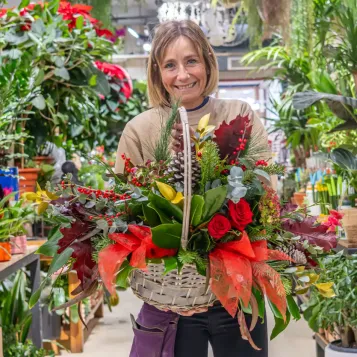 Comprar Cistella nadalenca clàssica a Barcelona | Rams i centres de Nadal