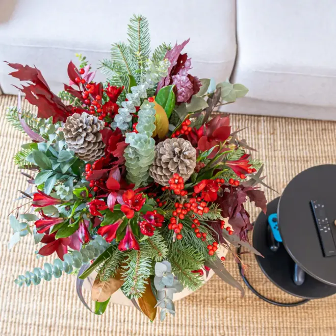 Comprar Ramo Navideño Bosque Encantado en Barcelona | Ramos y centros de flores de Navidad