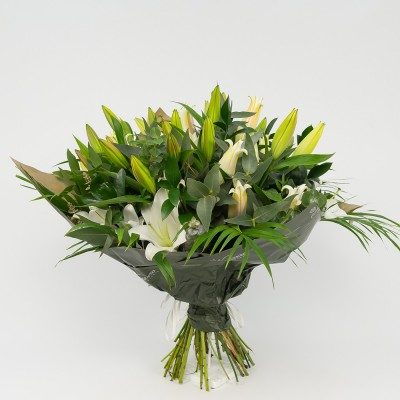 Bouquet of white lilium