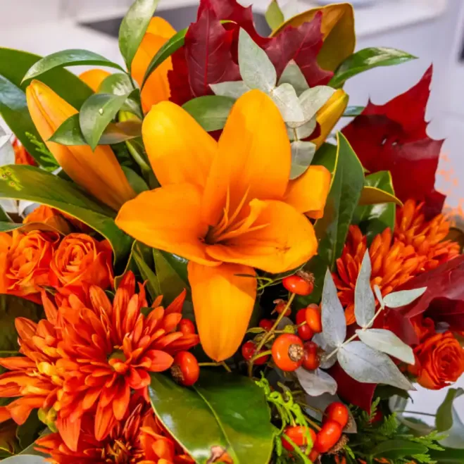 Comprar Centro Otoñal en Base de Cerámica en Barcelona | Flores de Otoño