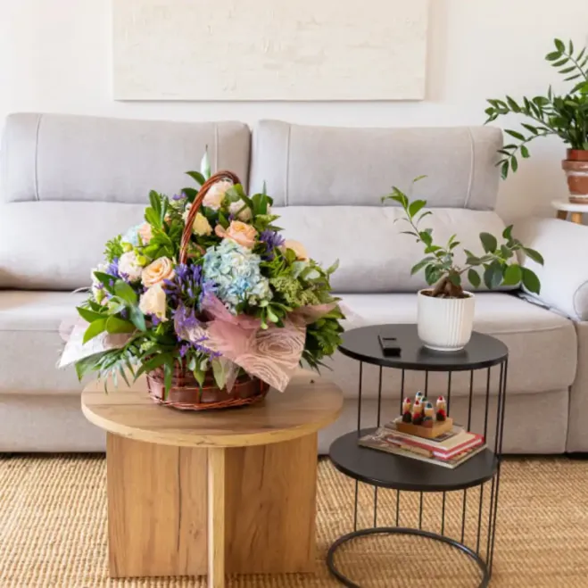 Comprar Cesta Variada con  Hortensias en Barcelona | Centros de Flores
