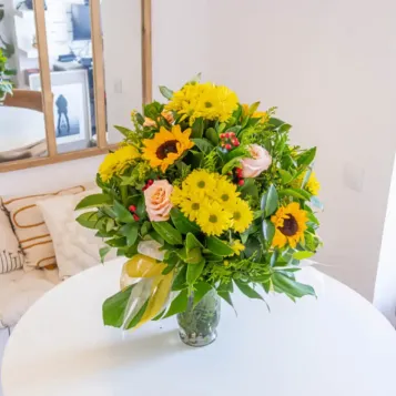 Comprar Ramo Sol de Verano en Barcelona | Flores de Verano