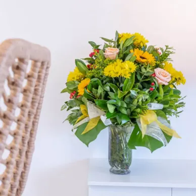 Comprar Ramo Sol de Verano en Barcelona | Flores de Verano 2