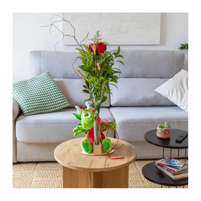 Compra Drac amb Roses a Barcelona | Roses Sant Jordi