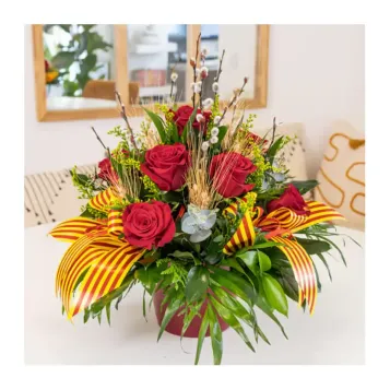 Comprar Centro de 10 Rosas en Base de Cerámica en Barcelona | Rosas Sant Jordi