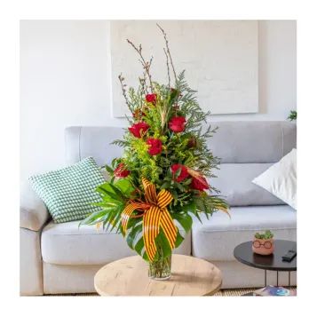 Compra Piramidal Roses Vermelles a Barcelona | Roses Sant Jordi