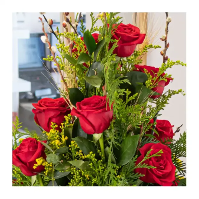 Compra Piramidal Roses Vermelles a Barcelona | Roses Sant Jordi