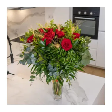 Compra Ram de 12 Roses Vermelles Sant Jordi a Barcelona | Roses Sant Jordi