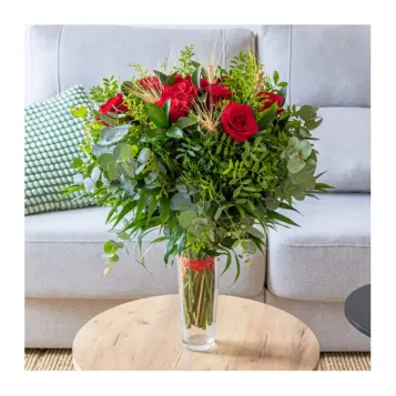 Comprar Ramo de 12 Rosas Rojas Sant Jordi en Barcelona | Rosas Sant Jordi