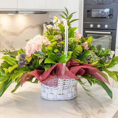 Compra Cistella Garden Pink a Barcelona | Flors Dia de la Mare