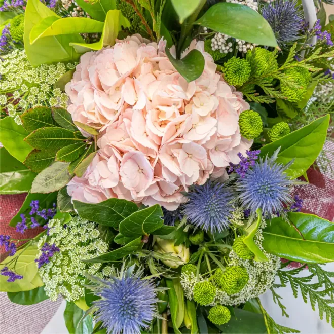 Compra Cistella Garden Pink a Barcelona | Flors Dia de la Mare