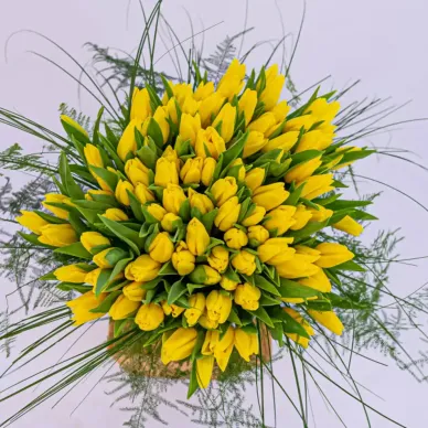 Compra Ram de 101 Tulipans en Base de Vidre a Barcelona | Flors 2