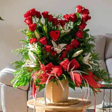 Comprar Corazón Floral de Rosas Rojas Especial para San Valentín en Barelona | Flores San Valentín