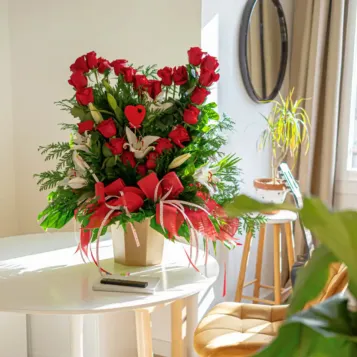 Compra Cor Floral de Roses Rojas Especial per a Sant Valentí a Barcelona | Flors Sant Valentí