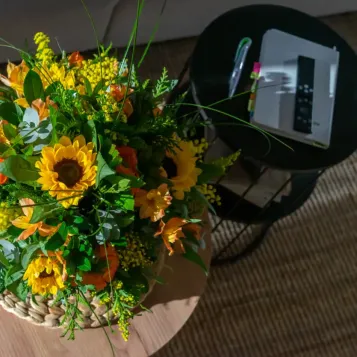 Comprar Cesta de Girasoles en Barcelona | Flores