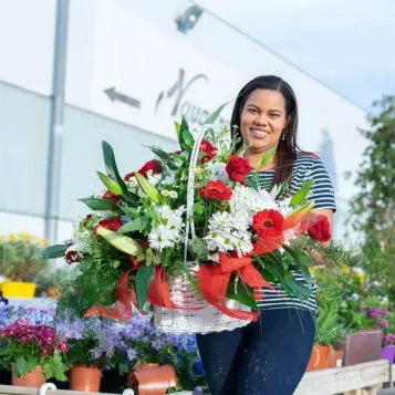 Comprar Cesta Sofía en Barcelona | Flores