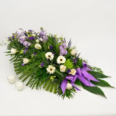 Compra Ram Funerari en Tons Blancs i Liles a Barcelona | Flors per a Funeral 2