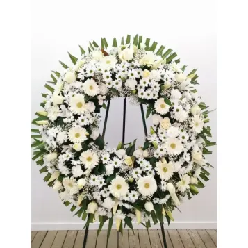 Comprar Corona Anémona en tonos blancos en Barcelona | Coronas