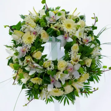 Comprar Coroneta flor blanca a Barcelona | Inici