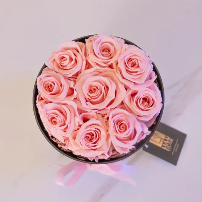 Compra Caixa de Roses Preservades LULU Rose a Barcelona | Flors Artificials o Liofilitzades