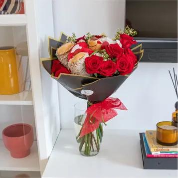 Comprar Ramo de Rosas con Peluche en Barcelona | Flores con Peluche