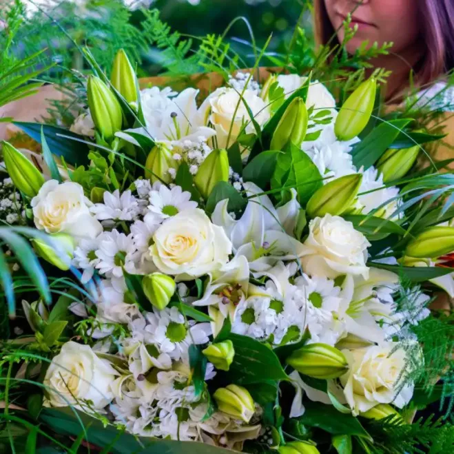 Comprar Ramo de Lilium, Margarita y Rosa en Barcelona | Ramos de Flores