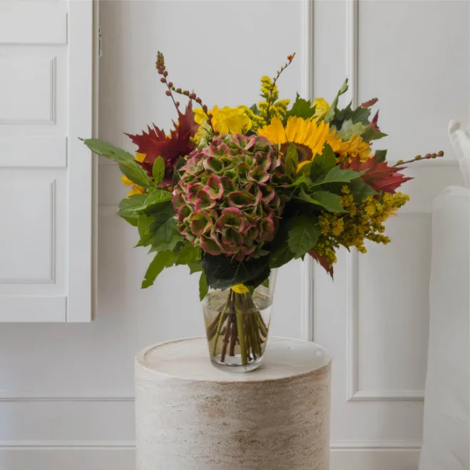 Comprar Ramo de Hortensias y Girasol en Barcelona | Flores de Otoño