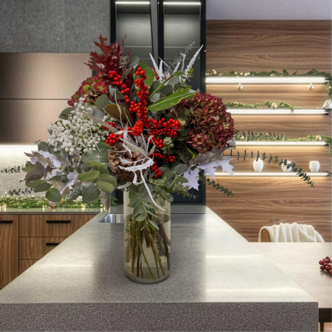 Ramo de Navidad grande | Hortensias y bayas rojas