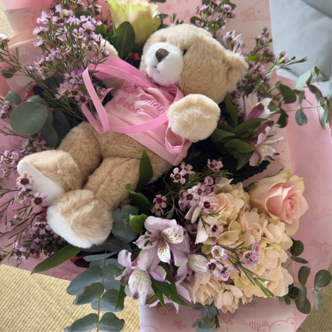 Ramo de flores para nacimiento con peluche | Regalo original para bebé