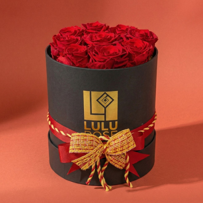 Caja de 9 rosas rojas preservadas con lazo de senyera | Regalo Sant Jordi