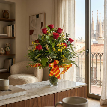 Jarrón con 12 rosas rojas | Centro elegante para Sant Jordi