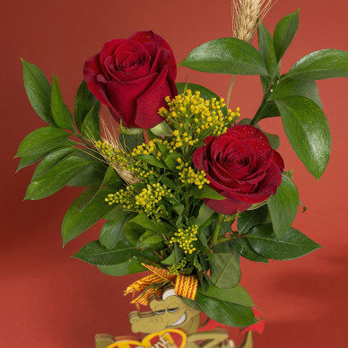 Figura de dragón con 2 rosas rojas | Regalo original Sant Jordi 2