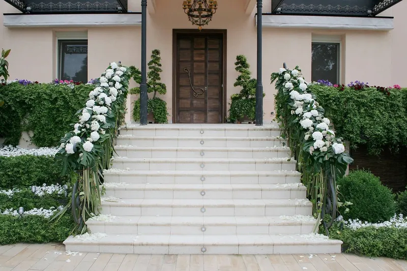Composición floral entrada venue