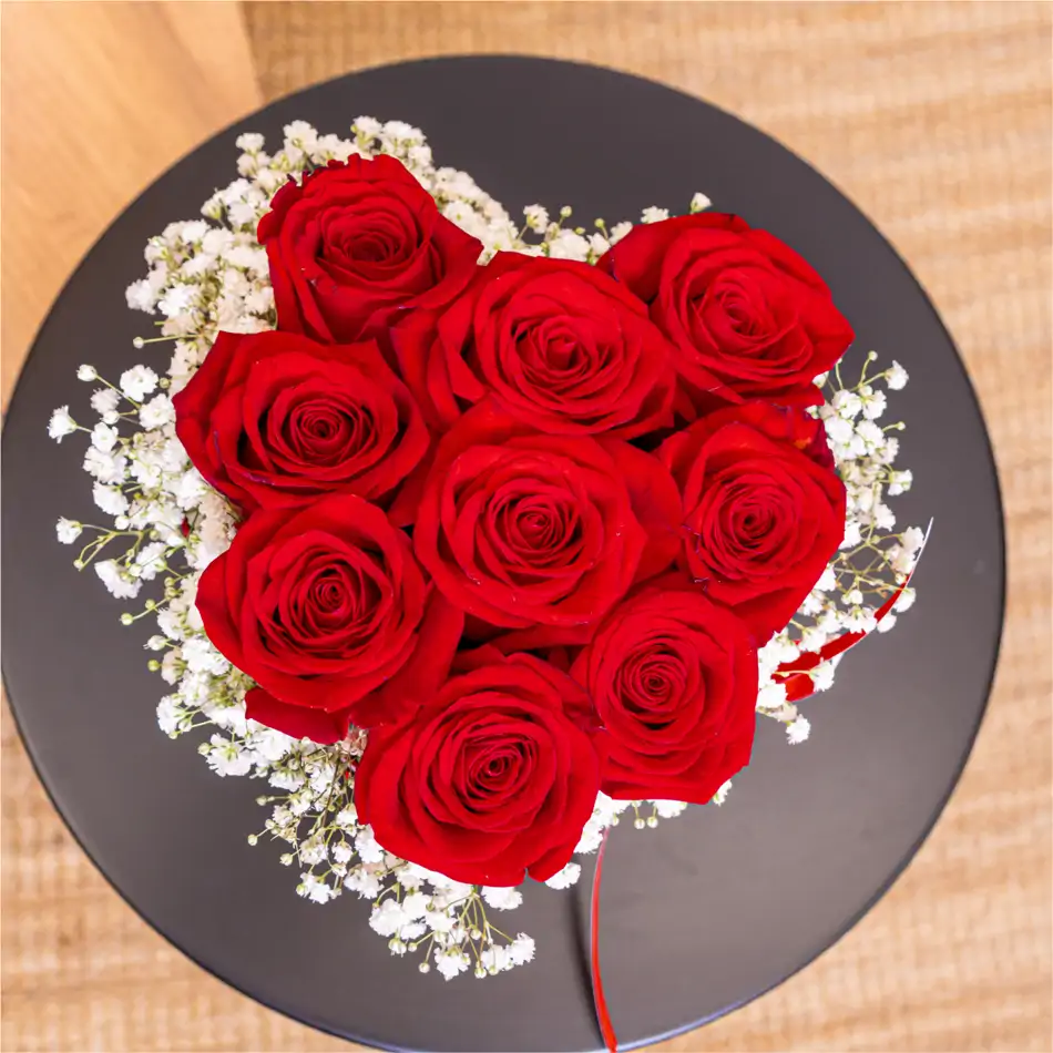 Caja Corazón de 9 Rosas Rojas para un San Valentín Romántico.SV6