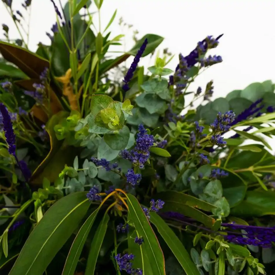 Cojín de verdes y lavanda