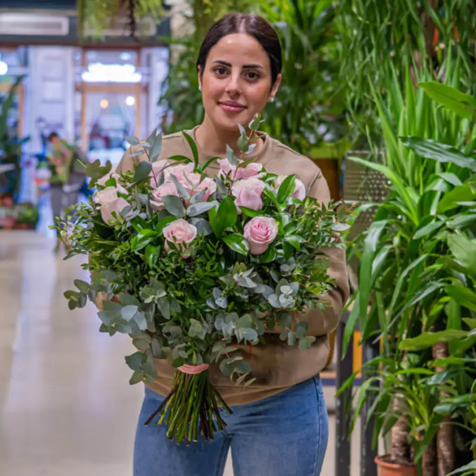 Docena de rosas rosas