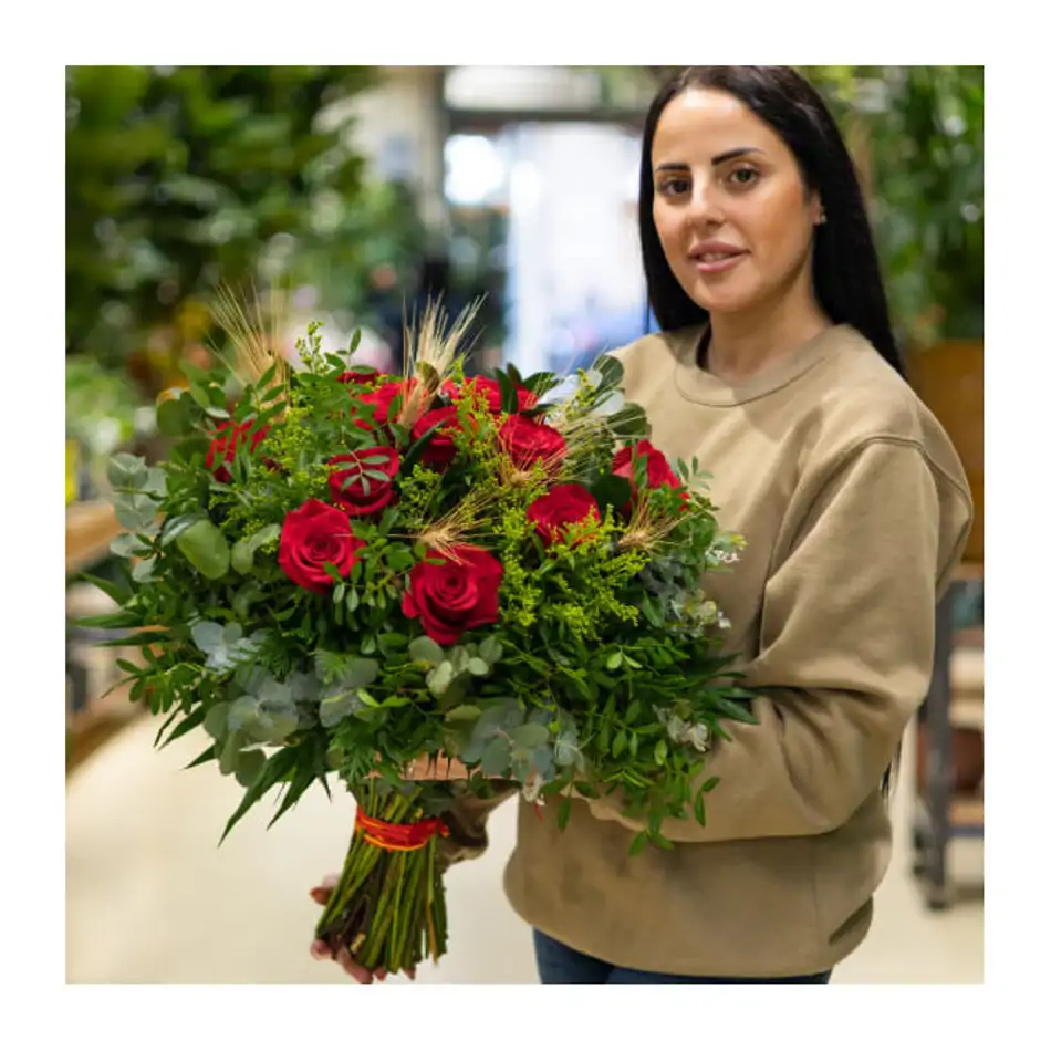 Ramo 12 rosas rojas Sant Jordi