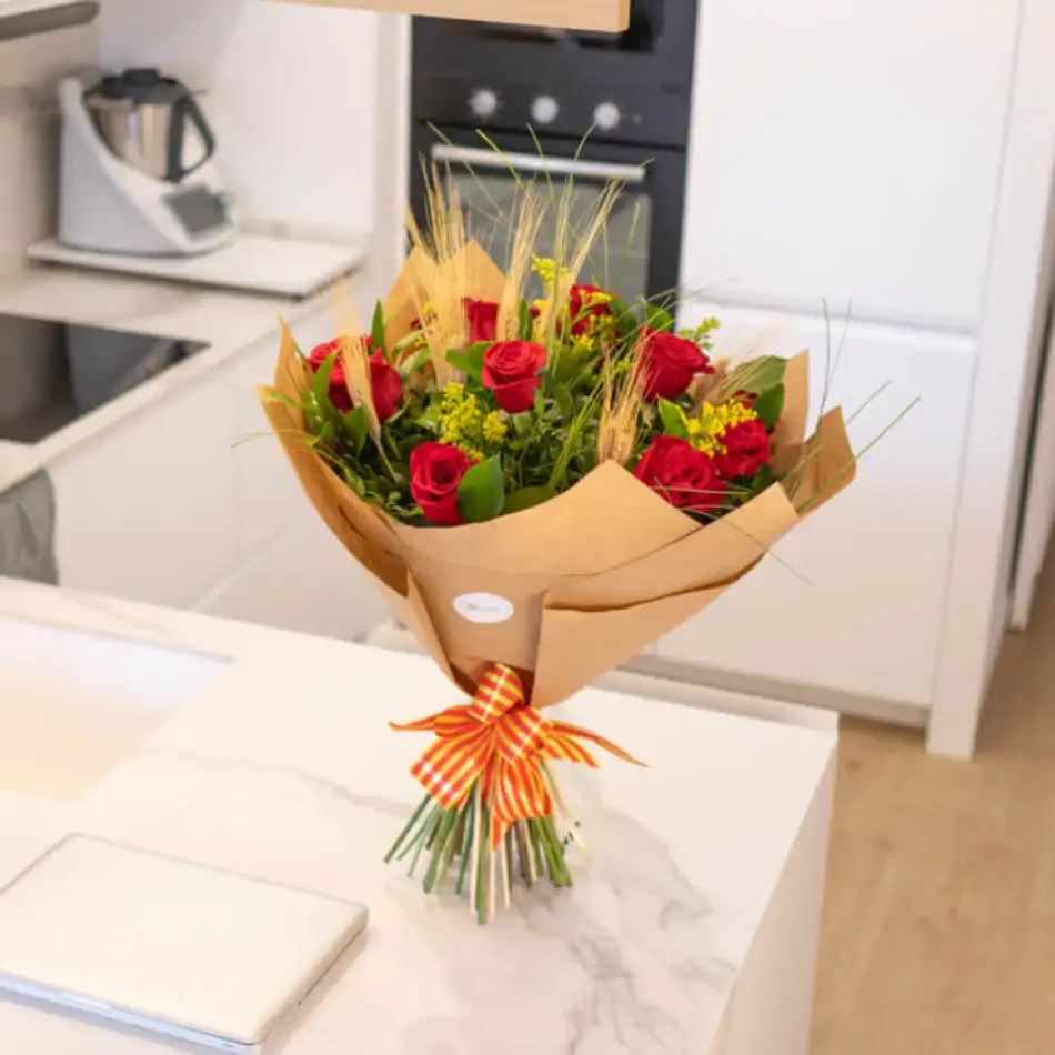 Ram de 12 roses Sant Jordi
