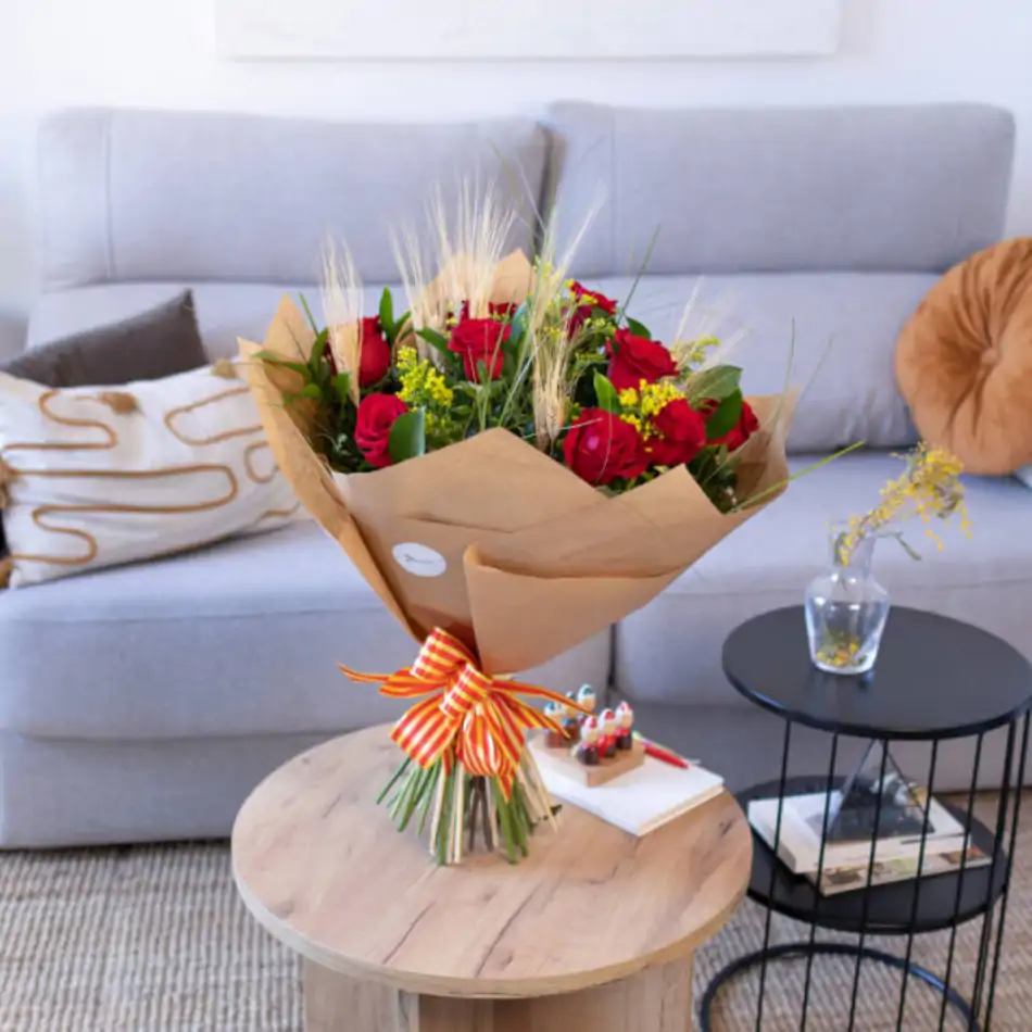 Ram de 12 roses Sant Jordi