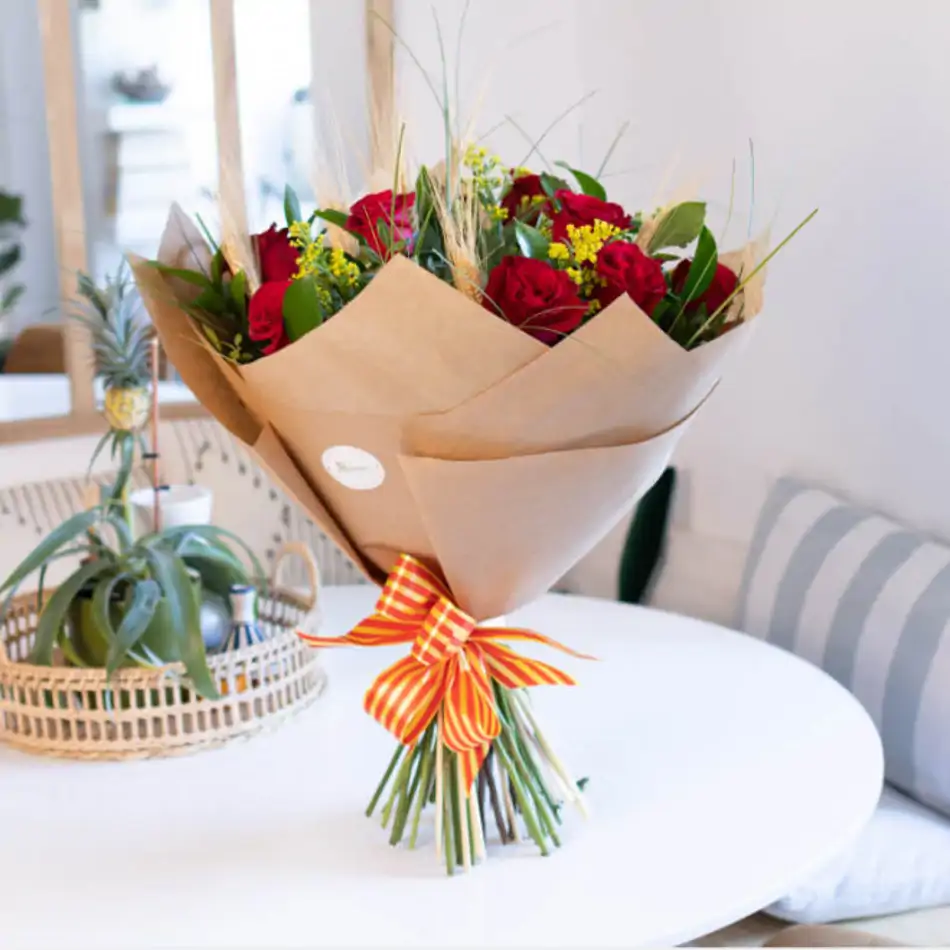 Ram de 12 roses Sant Jordi