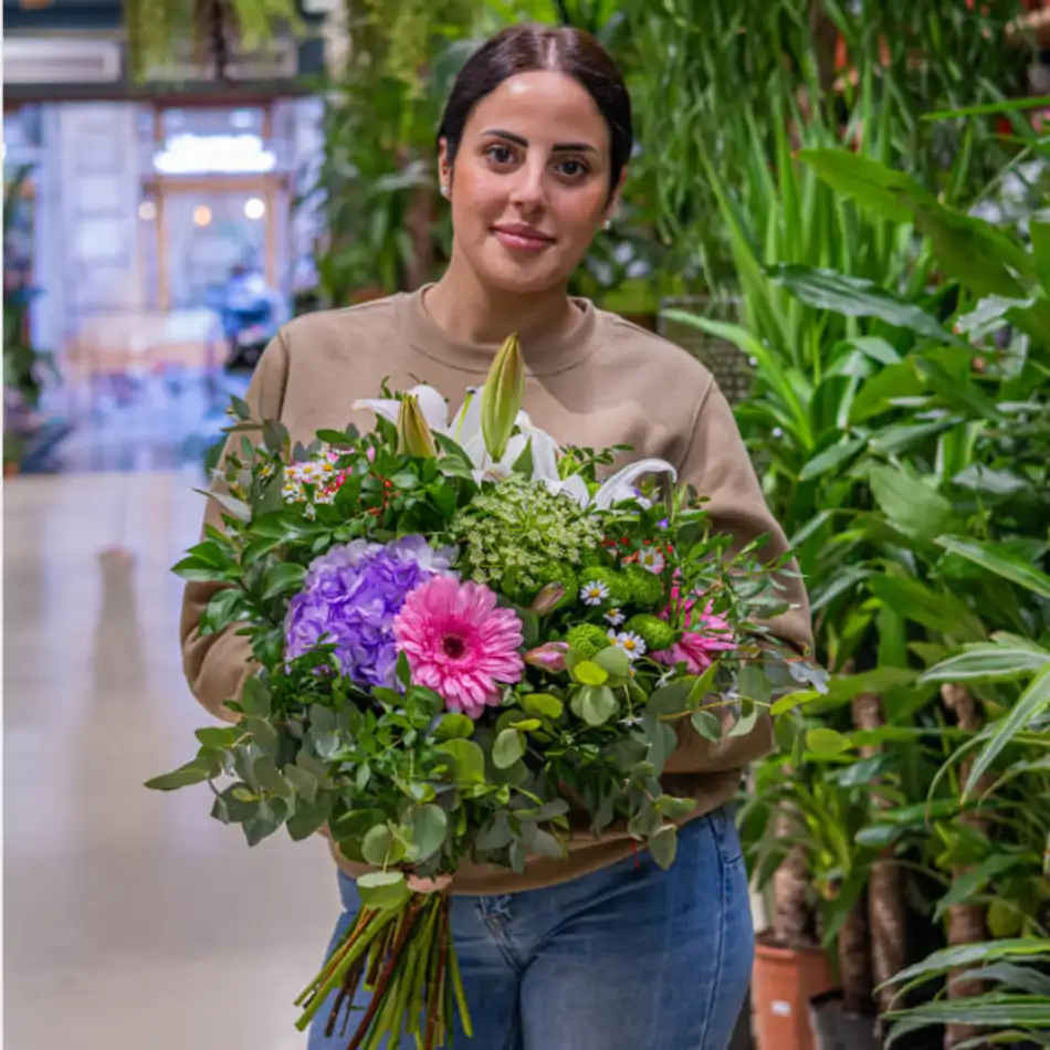 Ram de flor variada amb hortensies