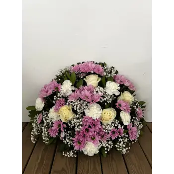 Comprar Jardinera de flor natural per cementiri tons romàntics a Barcelona